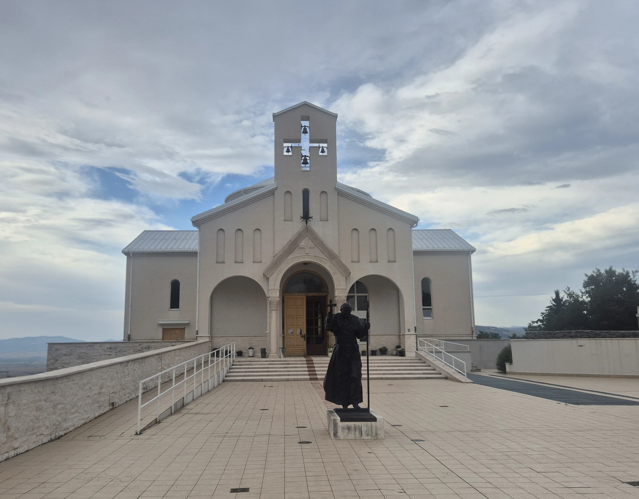 Svetište hrvatskih mučenika na Udbini